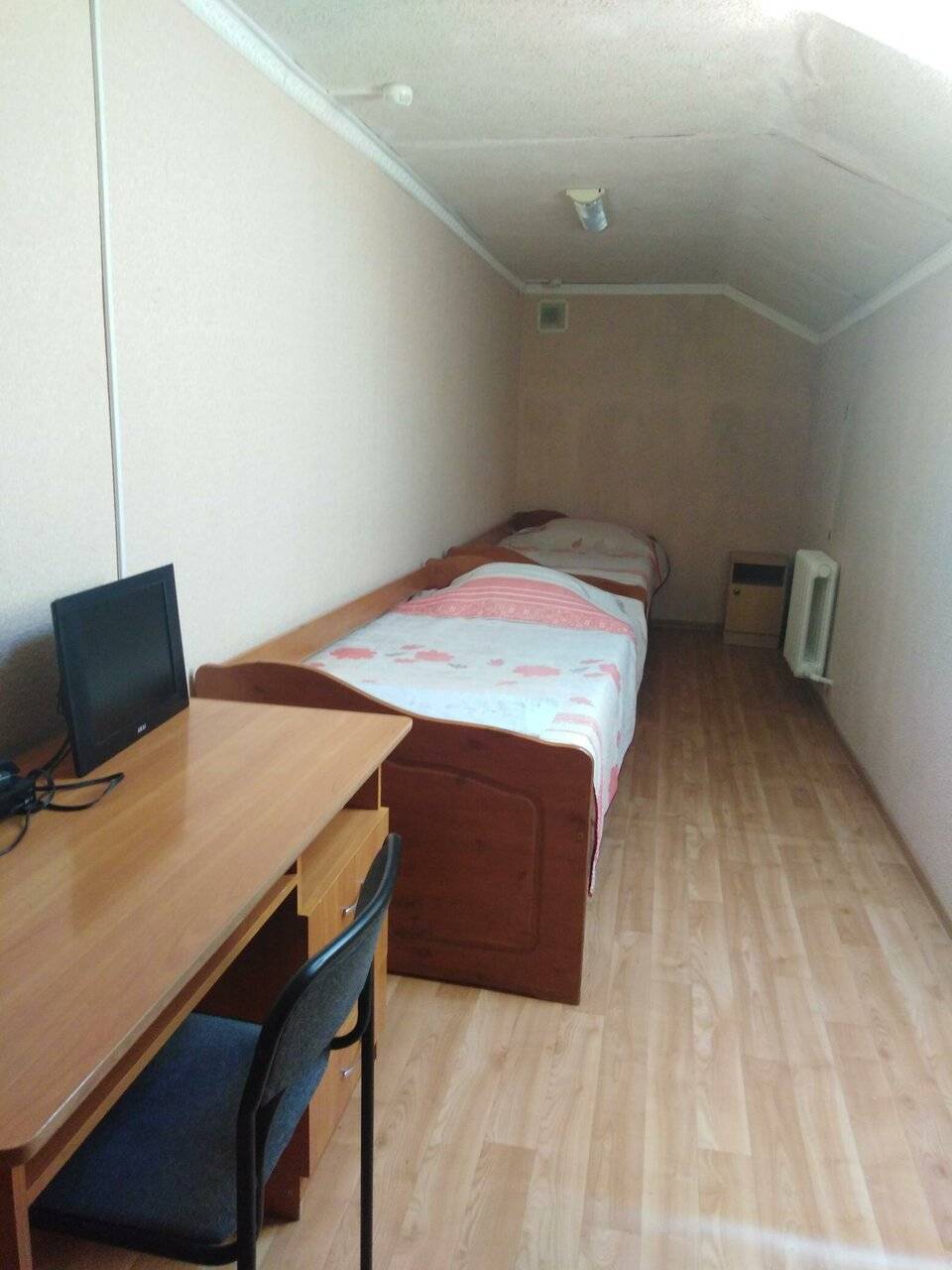 Номер эконом с 2 односпальными кроватями